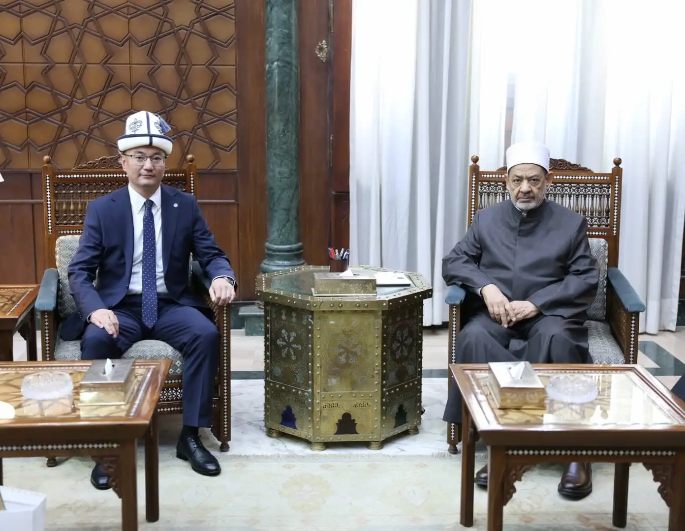 الدكتور أحمد الطيب