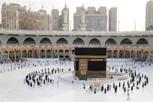 غدًا.. آخر موعد للسماح للشركات السياحية بتوثيق عقود العمرة