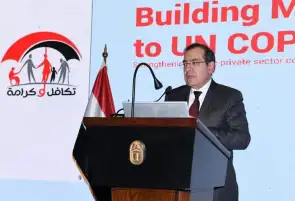 وزير البترول أمام منتدى الغرفة الأمريكية لقمة المناخ:
6 ركائز أساسية يعمل عليها قطاع البترول للمساهمة في خفض الانبعاثات
