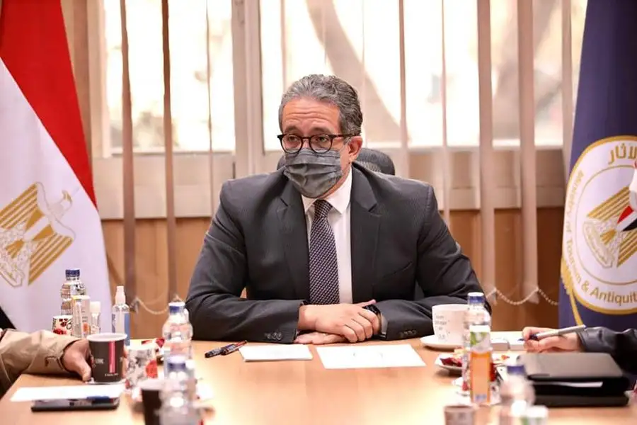 وزير السياحة والآثار يتابع الموقف التنفيذي لتشغيل الخدمات وفرص الاستثمار بالمتحف المصري الكبير