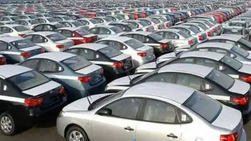 الحكومة المصرية تسلم 27 ألف سيارة جديدة تعمل بالغاز الطبيعي