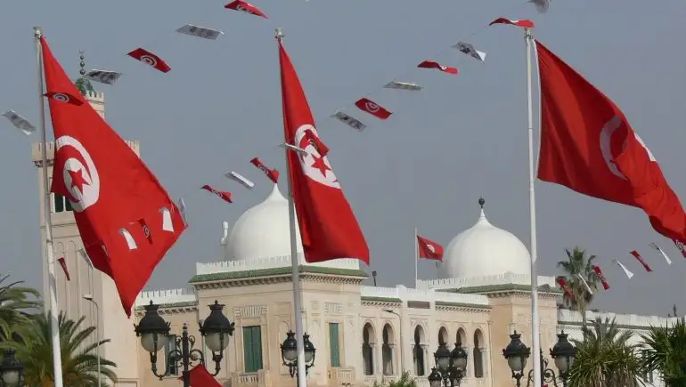 تونس تطرح اكتتابًا عامًا لتغطية جزء من احتياجات ميزانية 2022