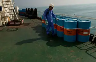 شركة أرامكو السعودية ترفع أسعار خاماتها النفطية التي تبيعها لآسيا