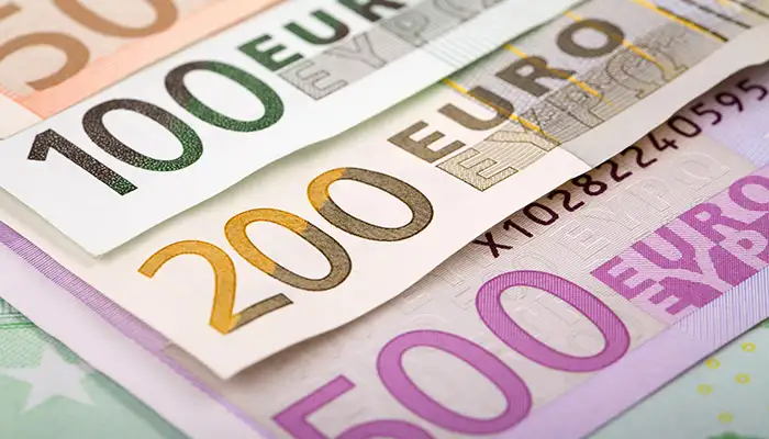 تعرف على سعر صرف اليورو أمام الجنيه في البنوك اليوم 6-2-2022