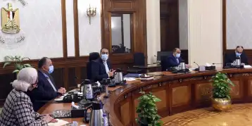 رئيس الوزراء يتابع الموقف التنفيذي لبرنامج تحويل المخلفات إلى طاقة كهربائية
