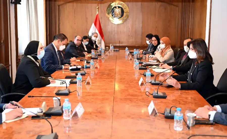 وزيرة التجارة والصناعة تبحث مع وزيرة الهجرةاستعدادت عقد مؤتمر مصر تستطيع بالصناعة