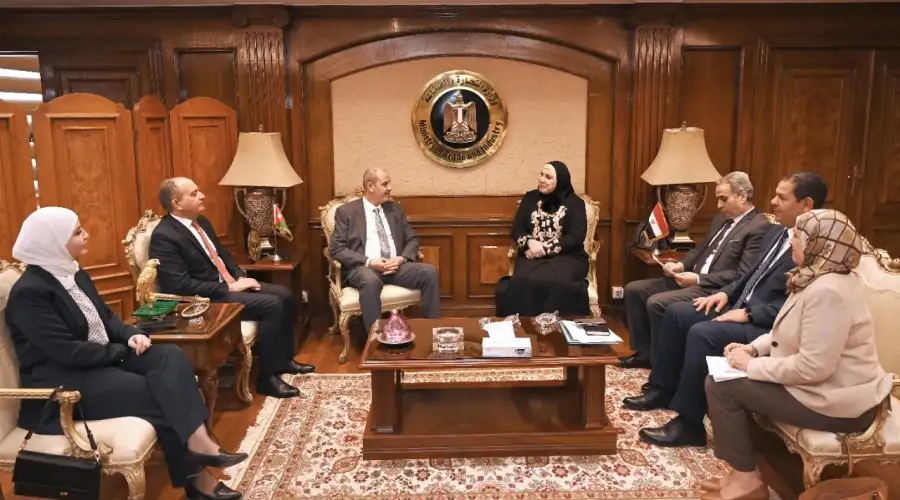 وزيرة التجارة والصناعة تلتقى نظيريها الليبي والاردنى لبحث اخر مستجدات الشأن الاقتصادي