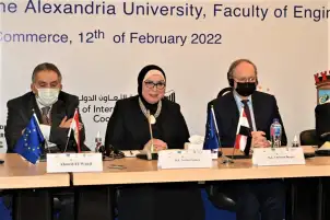 نيفين جامع: سوق الخضروات والفاكهة بالإسكندرية أول سوق يعمل بالطاقة الكهربائية النظيفة في العالم