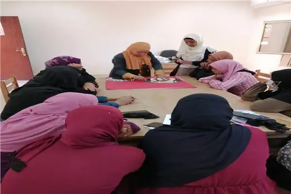 ورش فنية متنوعة ومحاضرات بثقافة الفيوم