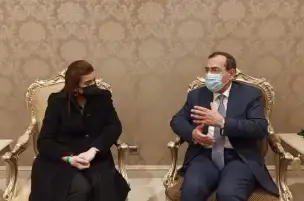 وزير البترول يعقد جلسة مباحثات مع وزيرة الطاقة القبرصية