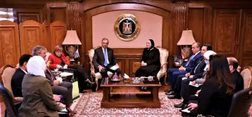وزيرة التجارة والصناعة تبحث مع وزير الزراعة بدولة أوروجواى سبل تنمية وتطوير التعاون الاقتصادى المشترك بين البلدين