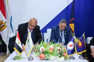 البريد المصري يوقع بروتوكول تعاون مع مصر للبترول