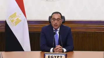مدبولي يبحث مع جون كيري التعاون المشترك والتحضيرات الخاصة بمؤتمر المناخ "COP27"