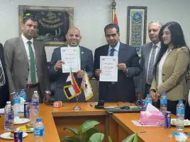 أمين الشعب الجمهوري بالجيزة يوقع بروتوكول تعاون مع مجمع خدمات عمال مصر لفتح أسواق عمل جديدة للشباب