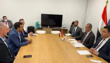 وزير الاتصالات يناقش مع شركة "بهارتى ايرتيل" التعاون فى مجال الكابلات البحرية