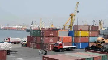 استمرار حركة الملاحة ببوغازي الإسكندرية رغم سقوط أمطار خفيفة