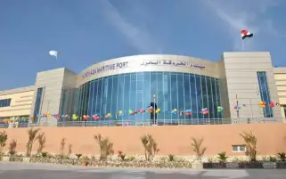إعادة فتح ميناء الغردقة البحري واستئناف الحركة الملاحية بعد تحسن الأحوال الجوية
