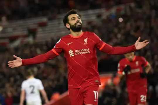 ياسين بونو: محمد صلاح فخر العرب.. يستطيع المنافسة في أي بطولة في العالم
