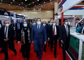 نيفين جامع : حريصون على التوسع فى تنظيم المعارض السلعية بكافة المحافظات لتوفير المنتجات الاساسية للمواطنين