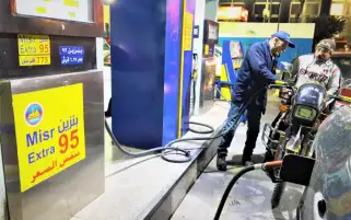 بدء العد التنازلي لإعلان أسعار البنزين الجديدة