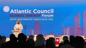 مستقبل العالم بعد مرحلة النفط على مائدة القمة العالمية بدبى