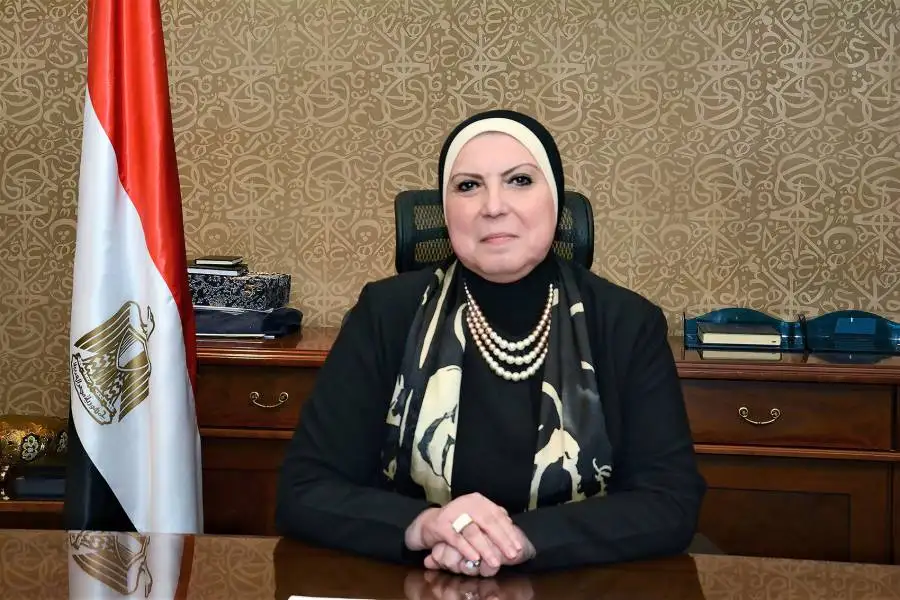 نيفين جامع: القرار يستهدف تسهيل الاجراءات على مجتمع الاعمال وتيسير حركة الاستيراد والتصدير