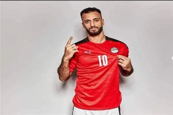 مروان حمدي يعود لتدريبات سموحة بعد مشاركته مع المنتخب