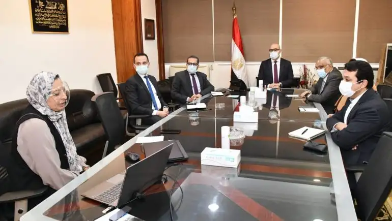 وزير الإسكان يستعرض مسودة أسس الحفاظ على الطابع المعمارى