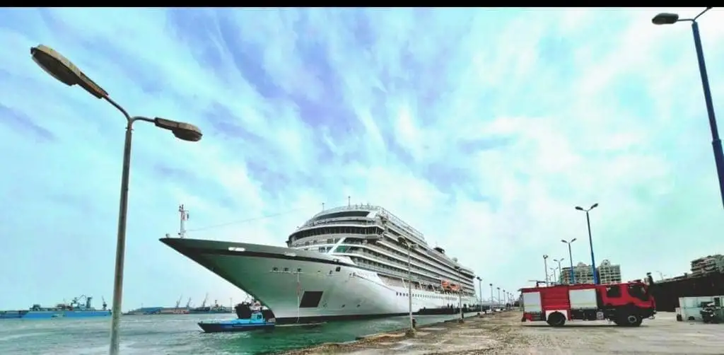ميناء بورسعيد السياحي يستقبل السفينة النرويجية VIKING STAR على متنها 945 سائحًا