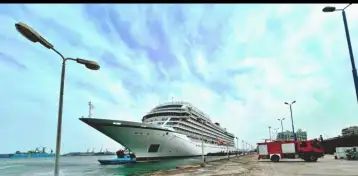 ميناء بورسعيد السياحي يستقبل السفينة النرويجية VIKING STAR على متنها 945 سائحًا