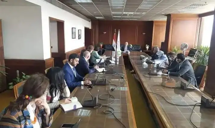 وزير الرى يبحث آليات التعاون فى مجال الرى الحديث مع وفد البنك الدولى
