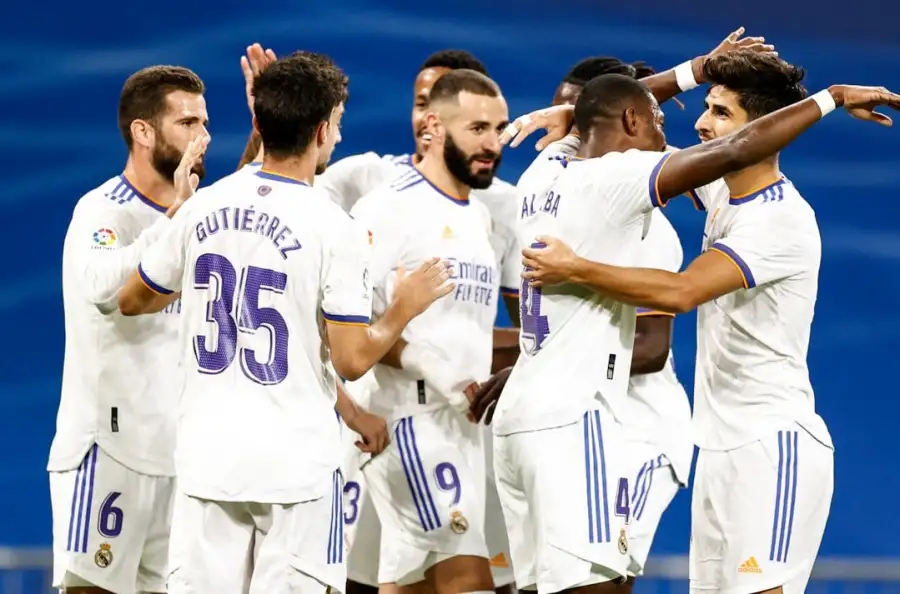 التشكيل الرسمي لريال مدريد أمام خيتافي بالدوري الإسباني