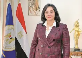 غادة شلبي تعقد اجتماعا عبر الفيديو كونفرانس مع ممثلي القطاع السياحي المهني بالسوق الإيطالي