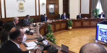 مدبولي يتابع موقف المشروعات السياحية المتعثرة بمدينة شرم الشيخ