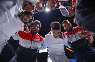 علاء أبو القاسم يهنيء منتخب مصر للسلاح بعد إنجاز بطولة العالم للشباب