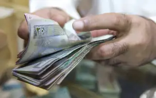 “الكويت” تخفض الرسوم الحكومية لتهدئة أسعار السلع