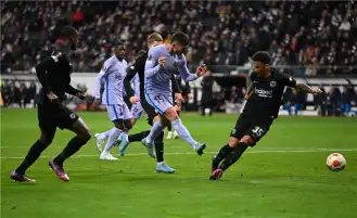 لحظة بلحظة.. إياب ربع نهائي الدوري الأوروبي .. برشلونة (0×1) آنتراخت فرانكفورت