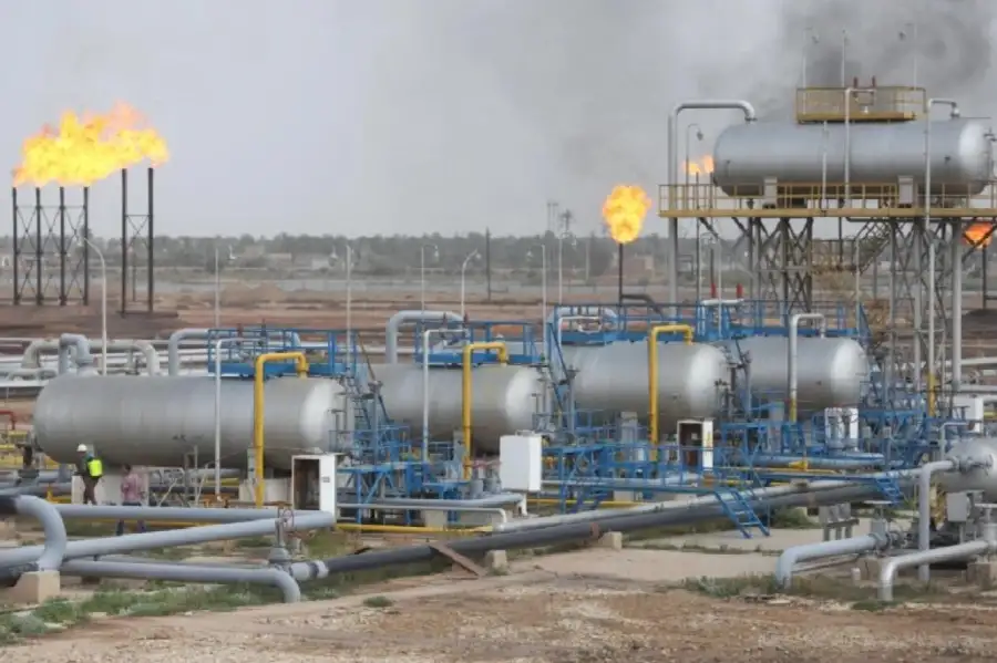 وزير النفط العراقي: نجري دراسات بشأن توفر النفط والغاز في الصحراء