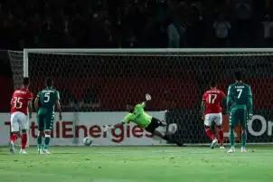 الاهلي يطالب الكاف بمراقبة لقاء العودة امام الرجاء في خطاب رسمي