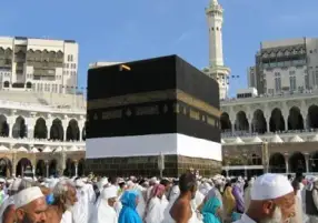 رفعت توصياتها على مائدة المسئولين بالقطاع.. الغرف السياحية تبحث مع أعضائها ضوابط موسم الحج