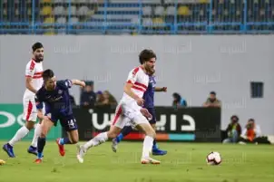 عبد الله جمعة يؤدي تدريبات تأهيلية في مران الزمالك