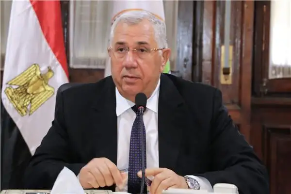 وزير الزراعة: الدولة تسعى لتحقيق الأمن الغذائي.. ونراهن على وطنية الفلاحين