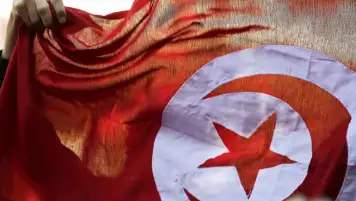 وزير الاقتصاد التونسي يتابع إجراءات الحصول على دعم بـ500 مليون دولار لتطوير النقل البحري