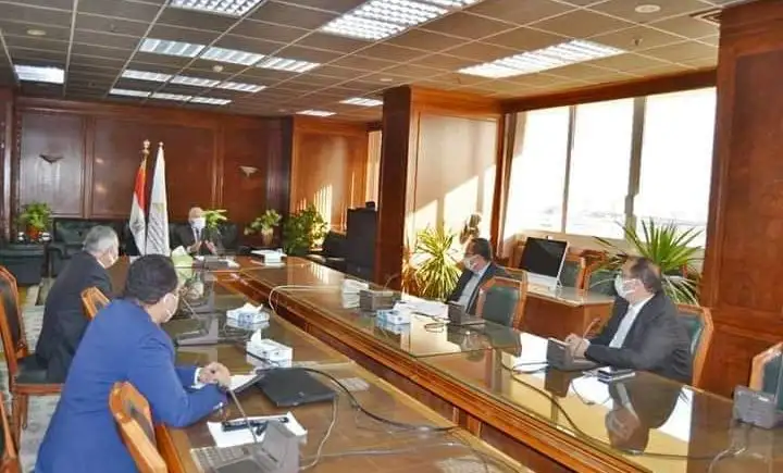 الرى: تأهيل 5000 كيلو متر من الترع بمحافظات الوادى والدلتا