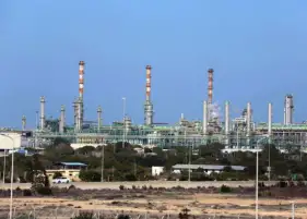 وزارة النفط الليبية تعلن احتمال إعادة تشغيل حقول النفط المغلقة خلال أيام