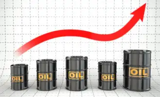 أسعار البترول تكسب 1.6% في أبريل الماضي للشهر الخامس على التوالي