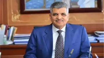 أسامة ربيع: وجود غرفة الملاحة الدولية في قناة السويس يدل على أهمية الهيئة بالنسبة لهم