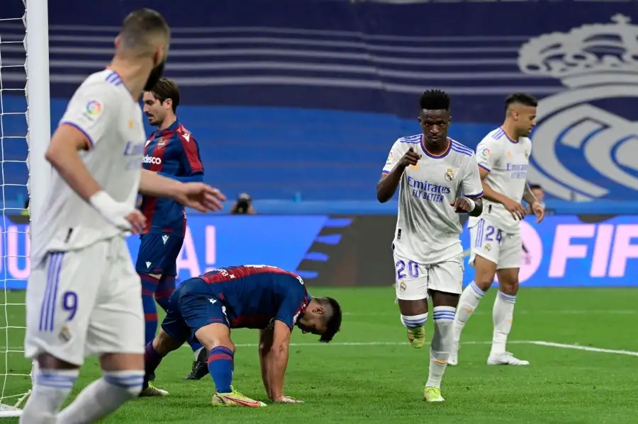 الريال يفترس ليفانتي بسداسية ويدفعه للهبوط بالدوري الإسباني