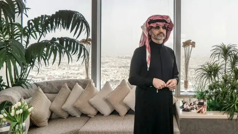 الوليد بن طلال يبيع 16.7% من أسهم "المملكة" لصندوق الاستثمارات السعودي