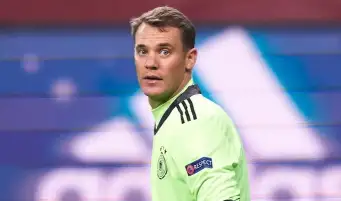 بايرن ميونخ يمدد تعاقده مع مانويل نوير رسميا